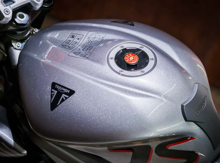 Мотоцикл Triumph Street Triple Максимальная комплектация Состояние нового с пробегом 3588 км