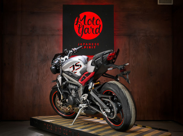 Мотоцикл Triumph Street Triple Максимальная комплектация Состояние нового с пробегом 3588 км