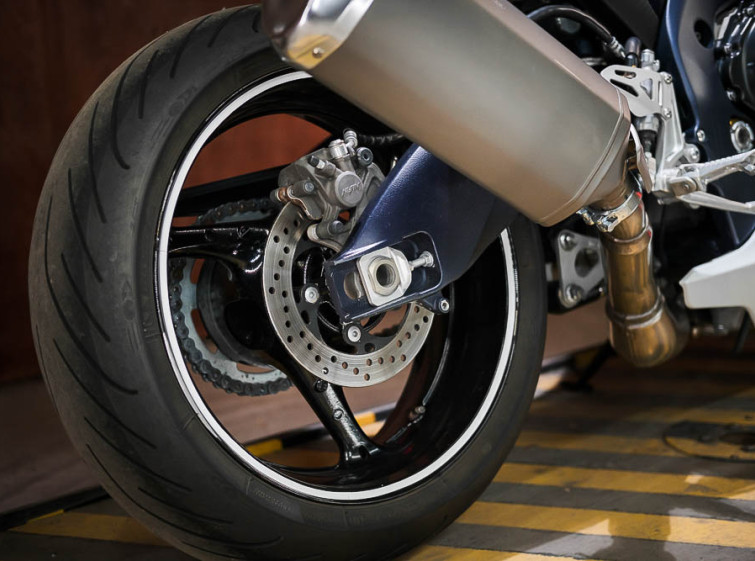 Мотоцикл Suzuki GSX-R1000 Состояние нового с пробегом 23375 км