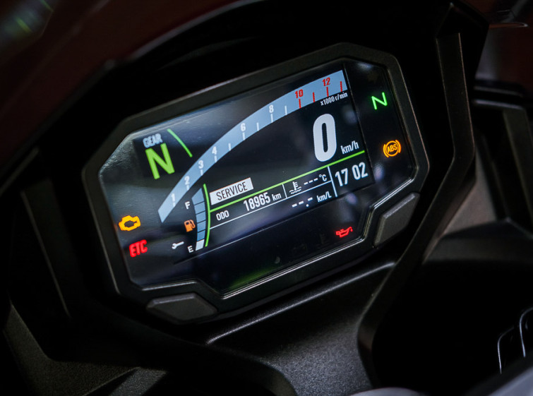 Мотоцикл Kawasaki Ninja 650 KRT ABS Состояние нового с пробегом 18965 км