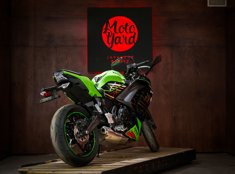 Мотоцикл Kawasaki Ninja 650 KRT ABS Состояние нового с пробегом 18965 км