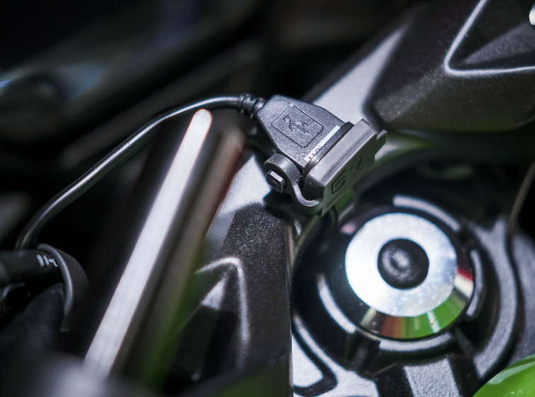 Мотоцикл Kawasaki Ninja 650 KRT ABS Состояние нового с пробегом 18965 км