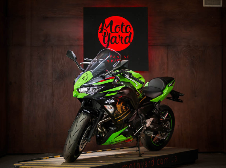 Мотоцикл Kawasaki Ninja 650 KRT ABS Состояние нового с пробегом 18965 км