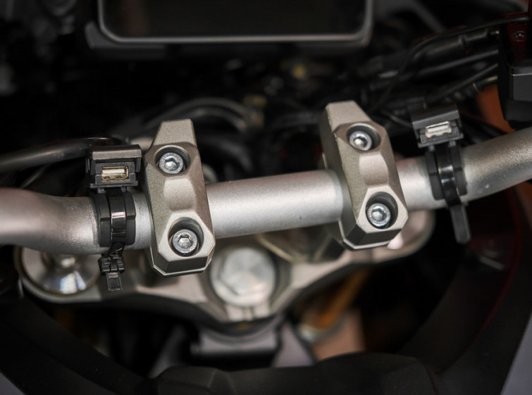 Мотоцикл Yamaha Tracer 900 GT Максимальная комплектация Состояние нового с пробегом 27835 км