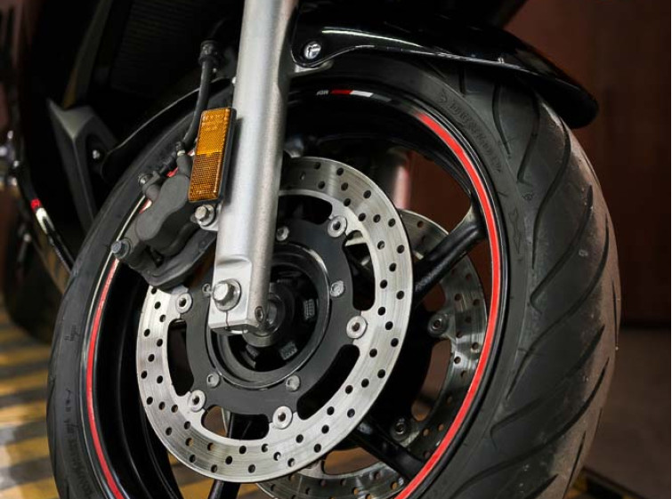 Мотоцикл Yamaha FZ6R Состояние нового с пробегом 11286 км