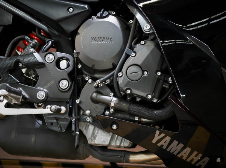 Мотоцикл Yamaha FZ6R Состояние нового с пробегом 11286 км