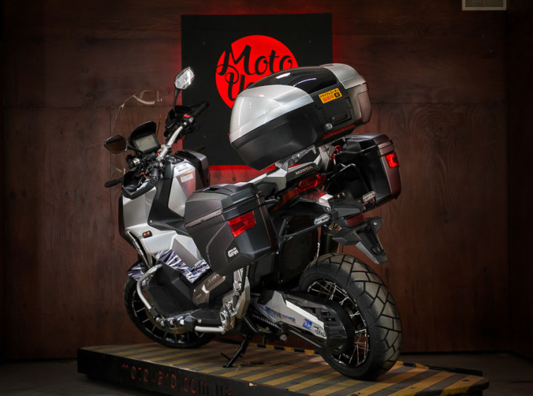 Макси-скутер Honda X-ADV Максимальная комплектация с пробегом 22453 км