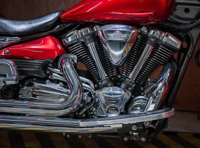 Мотоцикл Yamaha XV1900 Roadliner S с пробегом 15346 миль