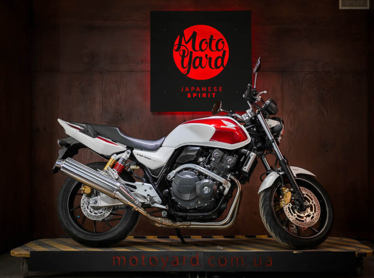 Мотоцикл Honda CB 400 SF ABS Инжектор Состояние нового с пробегом 18591 км