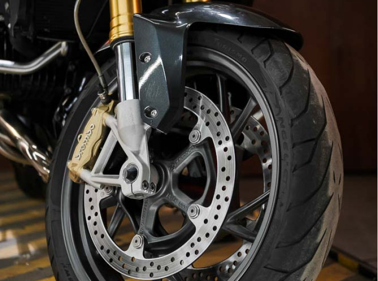 Мотоцикл BMW R1200R Максимальная комплектация с пробегом 37734 км