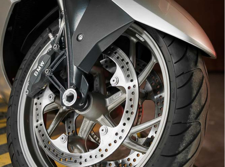 Мотоцикл BMW K1600 GTL Максимальная комплектация с пробегом 35196 км