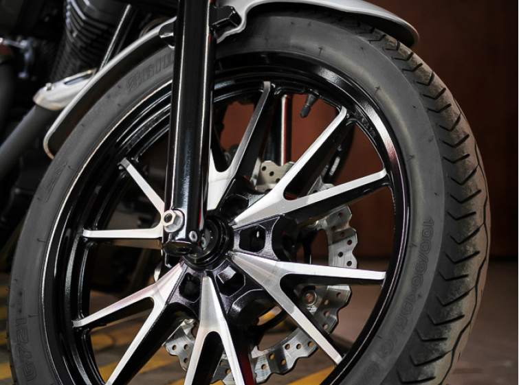 Мотоцикл Yamaha Bolt R-SPEC ABS Состояние нового с пробегом 9515 км