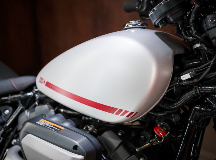 Мотоцикл Yamaha Bolt R-SPEC ABS Состояние нового с пробегом 9515 км