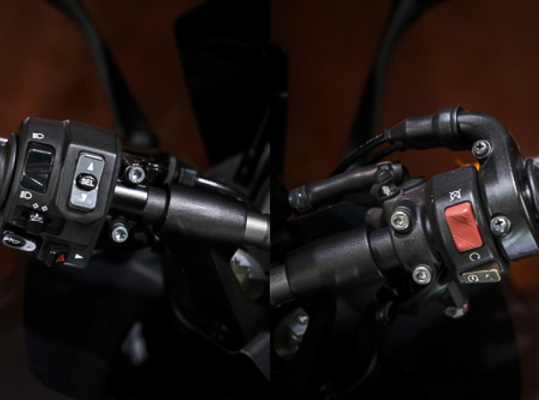 Мотоцикл Kawasaki Ninja 1000 Максимальная комплектация с пробегом 15474 км