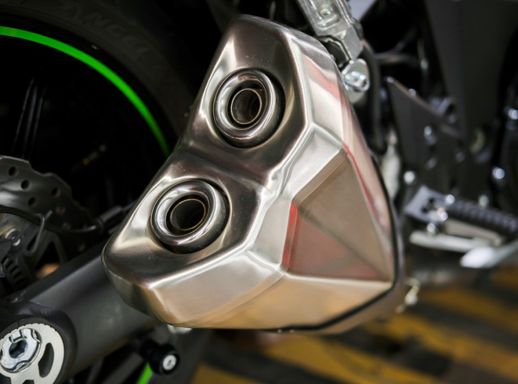 Мотоцикл Kawasaki Ninja 1000 Максимальная комплектация с пробегом 15474 км