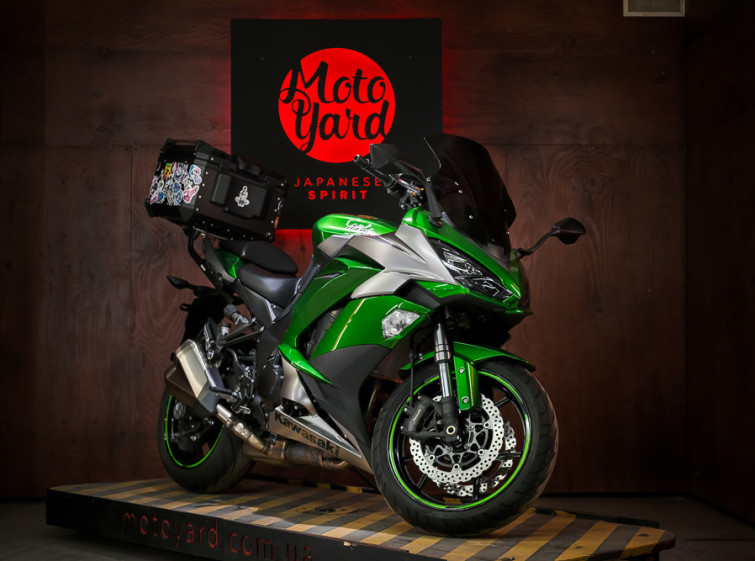 Мотоцикл Kawasaki Ninja 1000 Максимальная комплектация с пробегом 15474 км