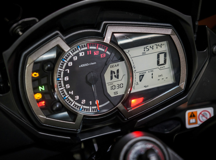 Мотоцикл Kawasaki Ninja 1000 Максимальная комплектация с пробегом 15474 км