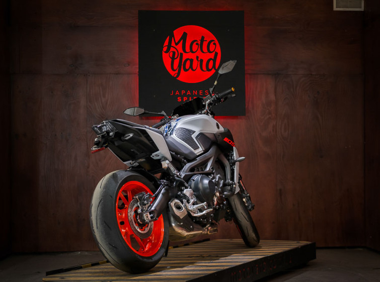 Мотоцикл Yamaha MT-09 Макс. Комплектація стан Нового з пробігом 15937 км