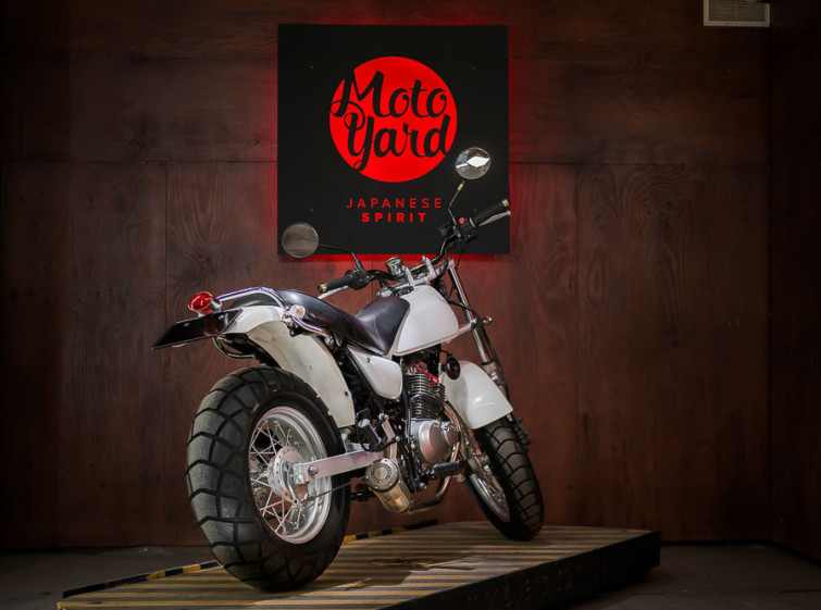 Мотоцикл Suzuki Van Van 200 з пробігом 4521 км