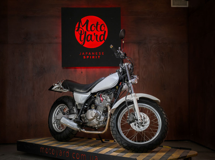 Мотоцикл Suzuki Van Van 200 з пробігом 4521 км