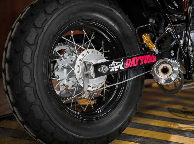 Мотоцикл Suzuki Van Van 200 з пробігом 28727 км