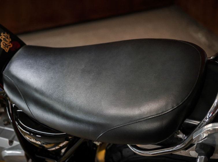 Мотоцикл Suzuki Van Van 200 з пробігом 28727 км