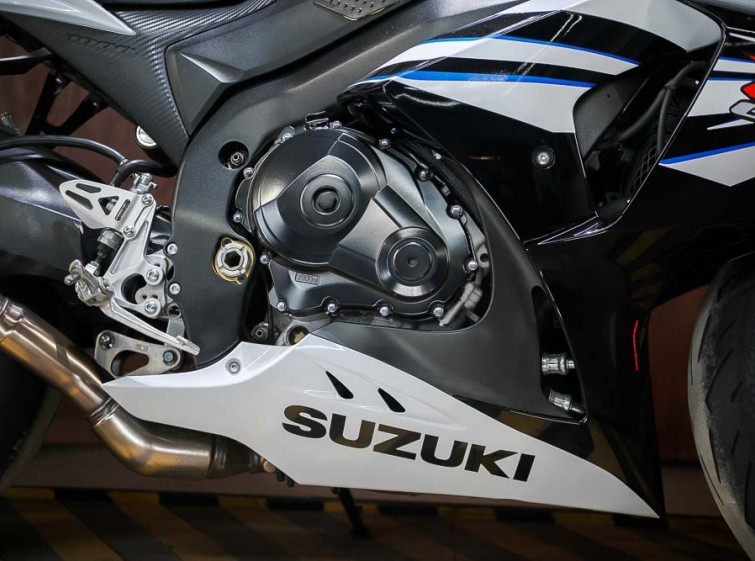 Мотоцикл Suzuki GSX-R1000 Состояние нового с пробегом 17071 км