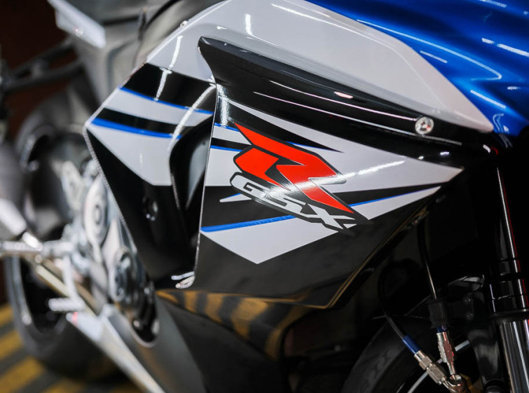 Мотоцикл Suzuki GSX-R1000 Состояние нового с пробегом 17071 км