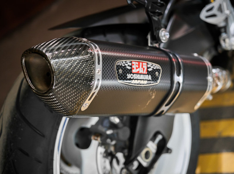 Мотоцикл Suzuki GSX-R1000 1 Million Commemorative Edition 543/1985 с пробегом 11660 км