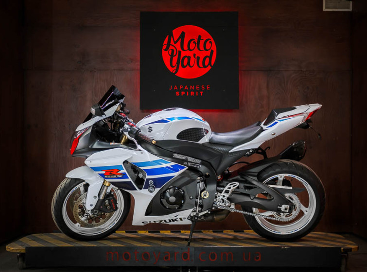 Мотоцикл Suzuki GSX-R1000 1 Million Commemorative Edition 543/1985 с пробегом 11660 км