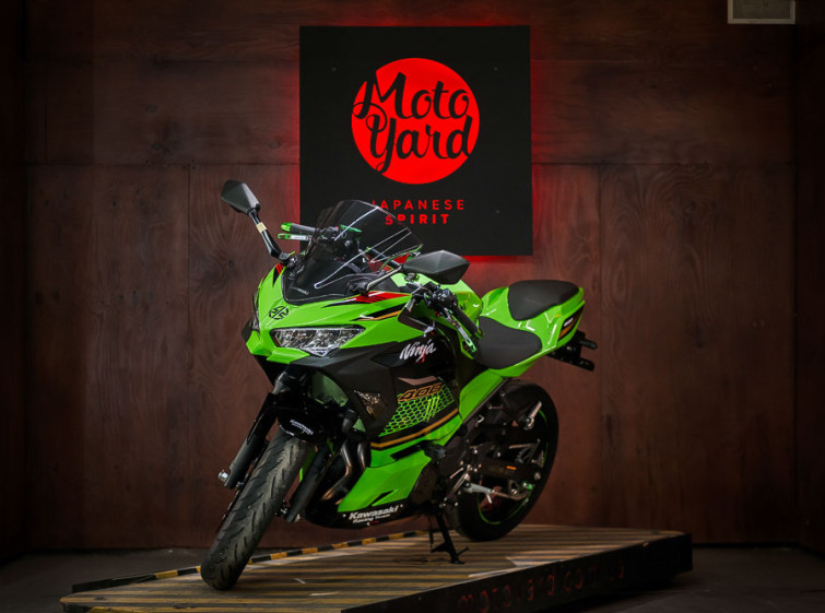 Мотоцикл Kawasaki Ninja 400R ABS з пробігом 7736 км
