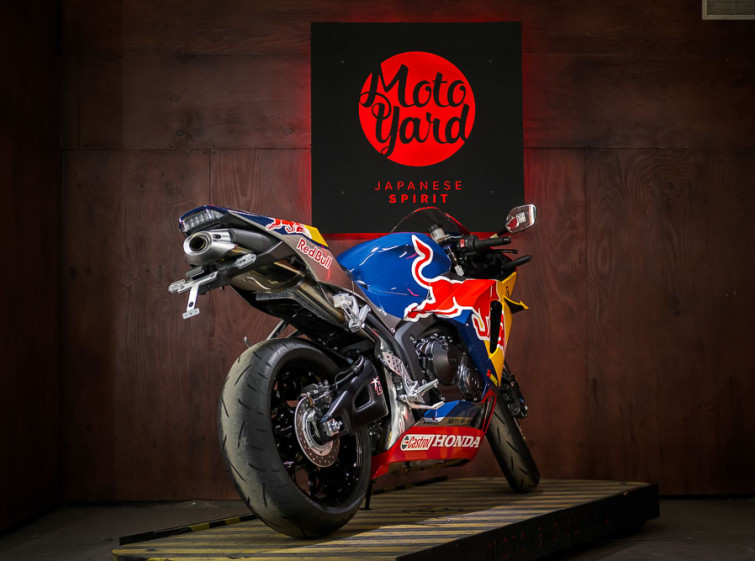 Мотоцикл Honda RedBull CBR600RR Максимальная комплектация Состояние нового с пробегом 2137 км