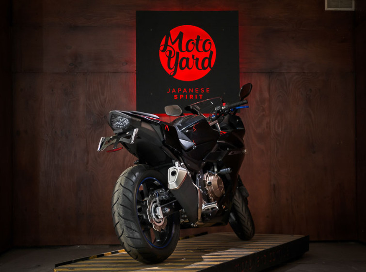 Мотоцикл Honda CBR400R ABS Состояние нового с пробегом 8683 км