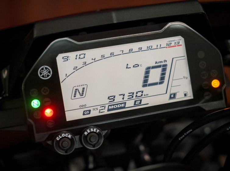 Мотоцикл Yamaha MT-10 Максимальная комплектация Состояние нового с пробегом 9730 км