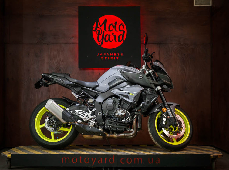 Мотоцикл Yamaha MT-10 Максимальная комплектация Состояние нового с пробегом 9730 км