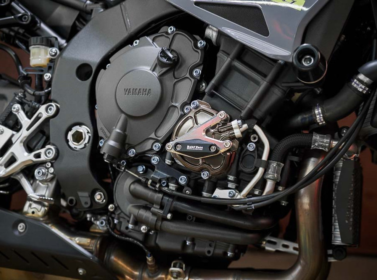 Мотоцикл Yamaha MT-10 Максимальная комплектация Состояние нового с пробегом 9730 км