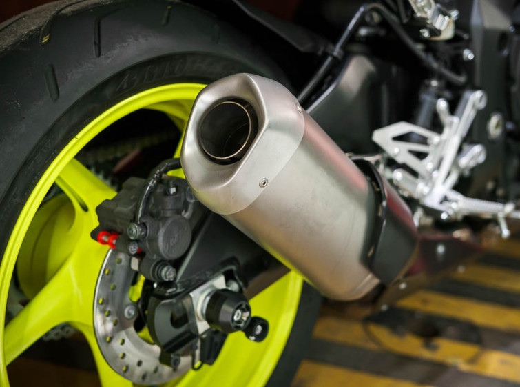 Мотоцикл Yamaha MT-10 Максимальная комплектация Состояние нового с пробегом 9730 км