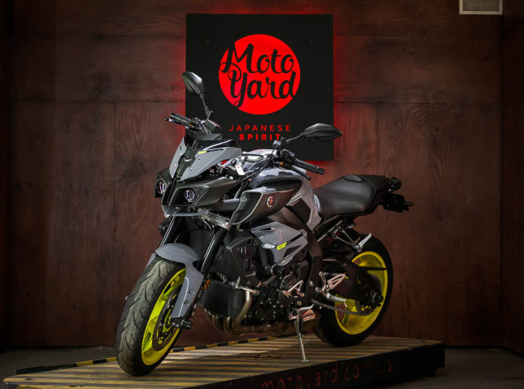 Мотоцикл Yamaha MT-10 Максимальная комплектация Состояние нового с пробегом 9730 км