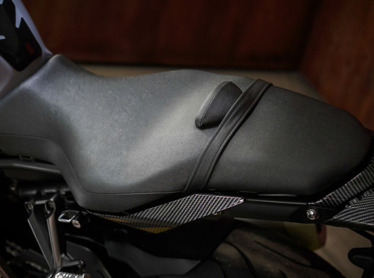 Мотоцикл Yamaha MT-10 Максимальная комплектация Состояние нового с пробегом 9730 км