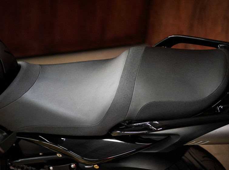 Мотоцикл Yamaha FZ6-S2 с пробегом 11468 км