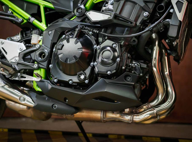 Мотоцикл Kawasaki Z900 Стан Нового з пробігом 2121 км