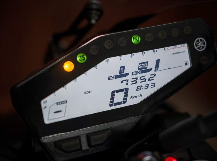 Мотоцикл Yamaha MT-09 Максимальна комплектація Стан нового з пробігом 7352 км