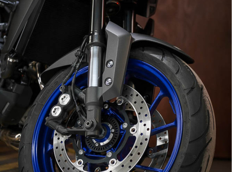 Мотоцикл Yamaha MT-09 Максимальна комплектація Стан нового з пробігом 7352 км