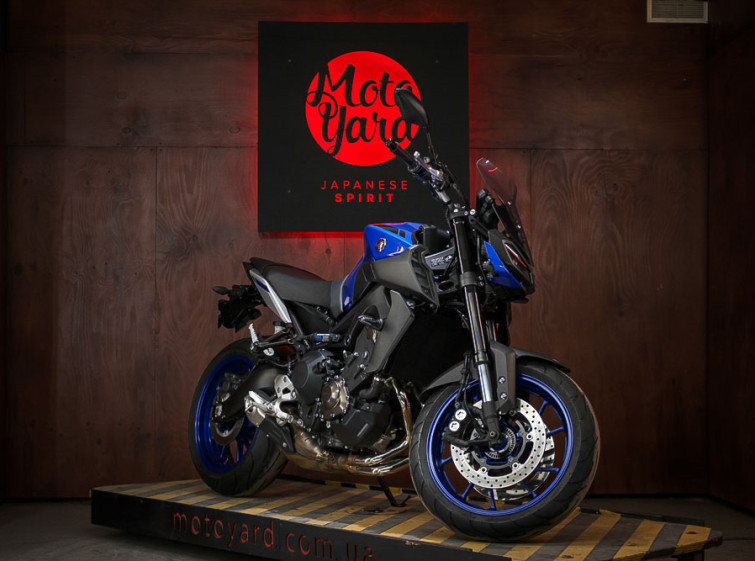 Мотоцикл Yamaha MT-09 Максимальна комплектація Стан нового з пробігом 7352 км