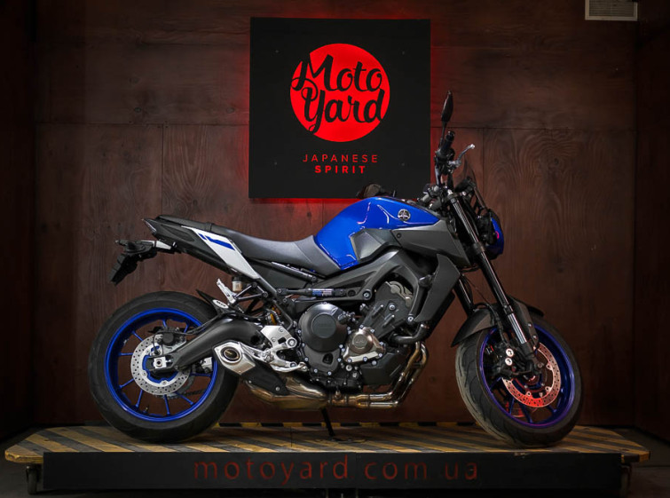 Мотоцикл Yamaha MT-09 Максимальна комплектація Стан нового з пробігом 7352 км