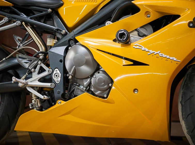 Мотоцикл Triumph 675 Triple Daytona с пробегом 13658 км