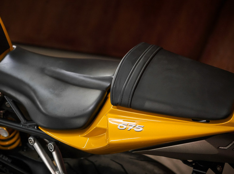 Мотоцикл Triumph 675 Triple Daytona с пробегом 13658 км