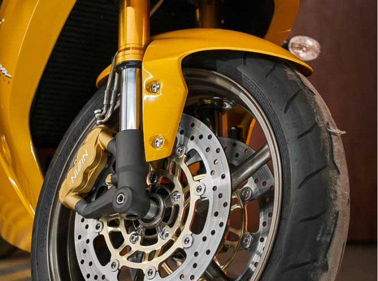 Мотоцикл Triumph 675 Triple Daytona с пробегом 13658 км