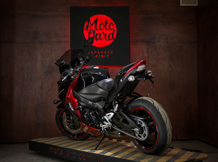 Мотоцикл Suzuki GSX-S1000F Максимальная комплектация с пробегом 19071 км