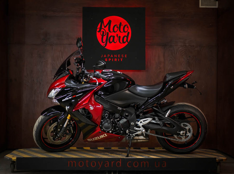 Мотоцикл Suzuki GSX-S1000F Максимальная комплектация с пробегом 19071 км